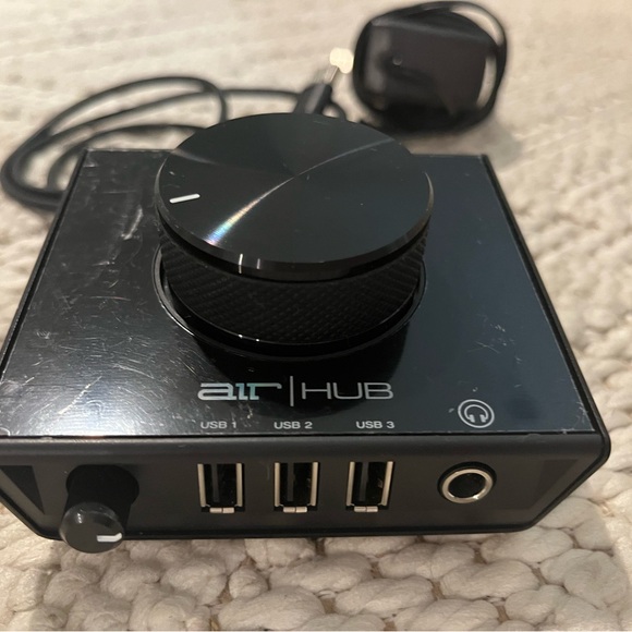 3-Port USB Audio Interface - Picture 2 of 4